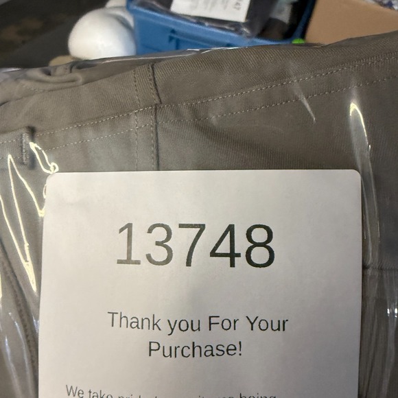 Lululemon ABC Pants Mens 32x32 Taupe Khaki Performance Chino Commute Reflective - Picture 9 of 9